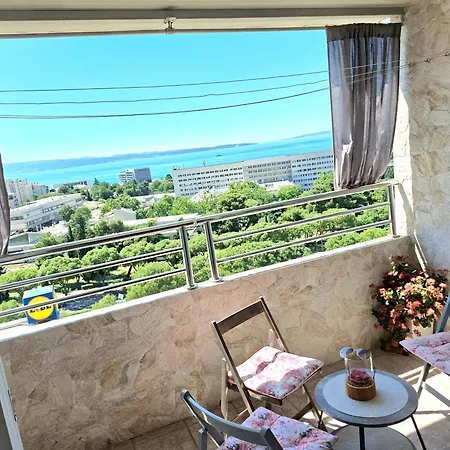 Gaga - Sea View Apartmán *